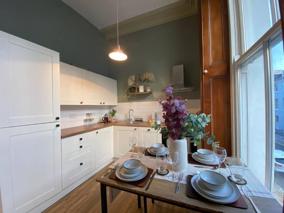 プリマスFabulous Flat In Durnford Streetアパートメント エクステリア 写真
